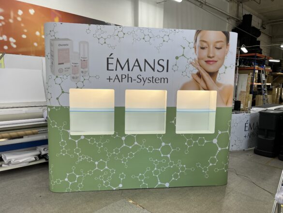 Pop Up 3*3 прямой с 3-мя витринами Pop Up 3*3 прямой с 3-мя витринами
